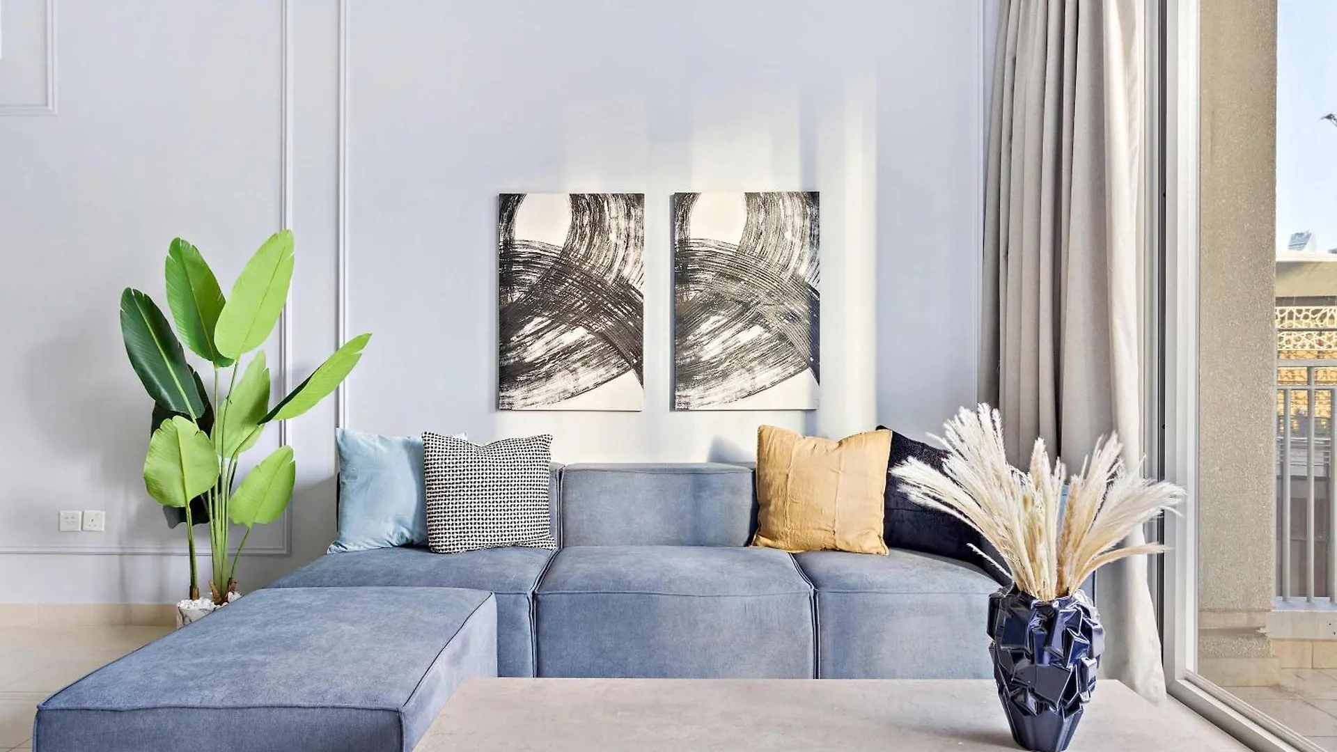 Silkhaus Spacious 1Bdr In Downtown At Standpoint Dubai Apartment