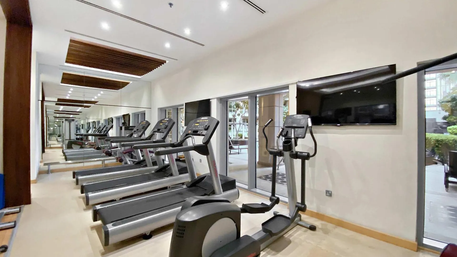 Apartment Silkhaus Spacious 1Bdr In Downtown At Standpoint Dubai