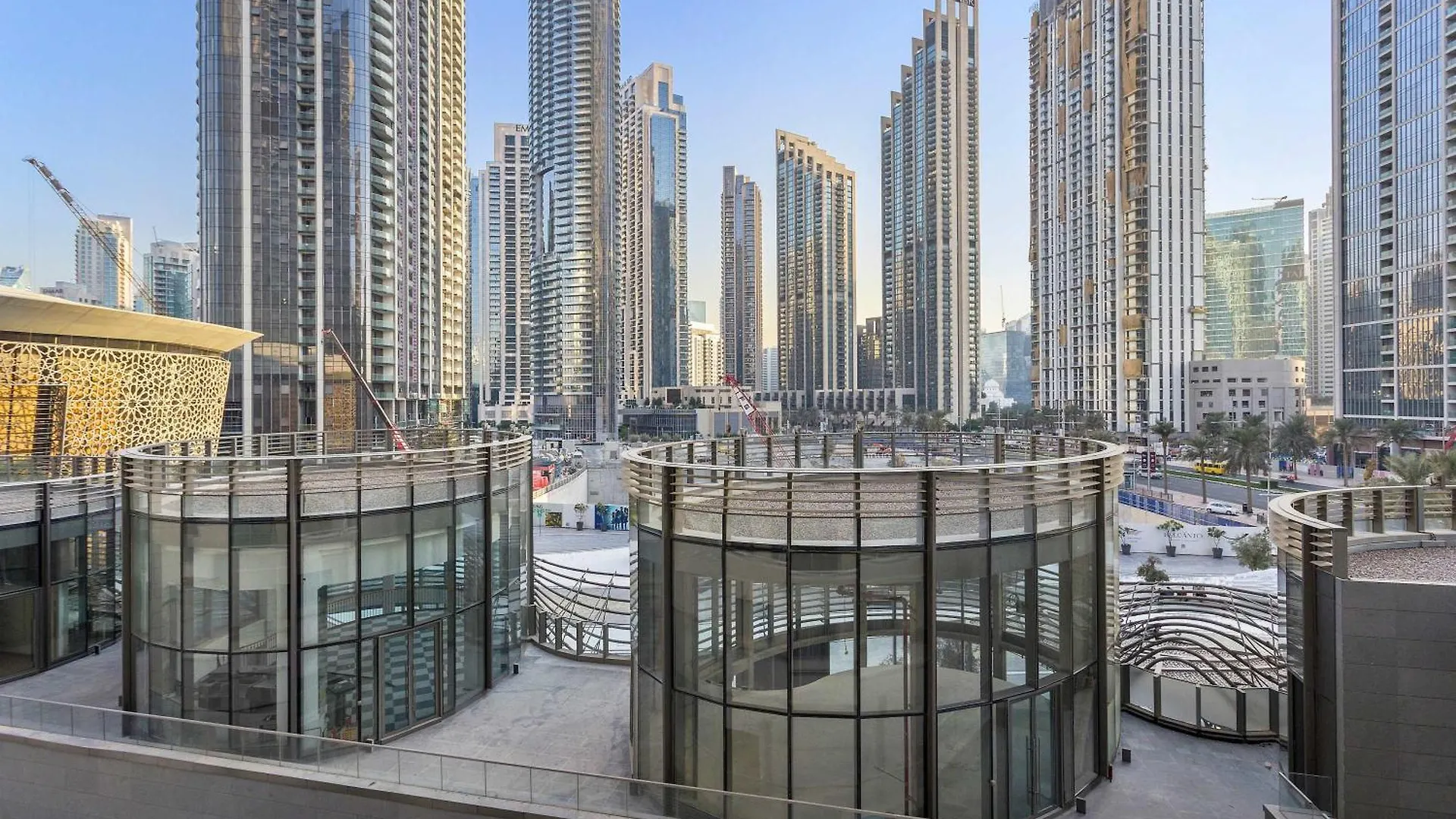 Silkhaus Spacious 1Bdr In Downtown At Standpoint Dubai 0*,